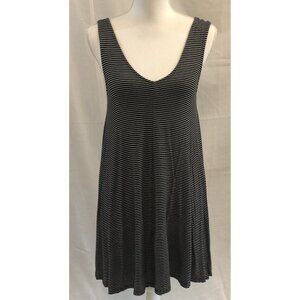 American Eagle Outfitters Dress  ~ Size Small ~ Black & White ~ V-Neck